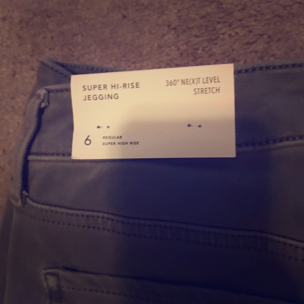Grey jeggins